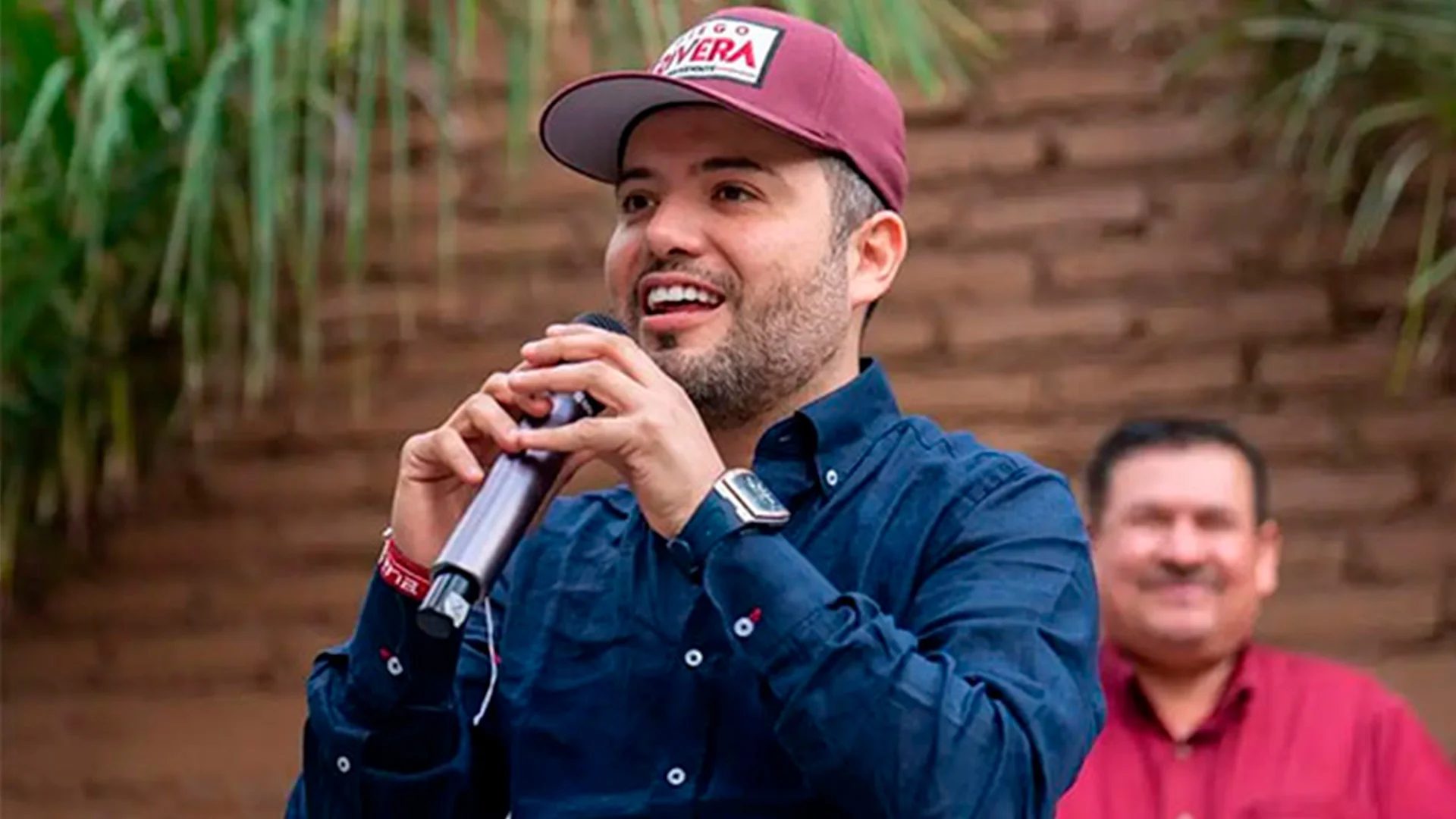 El edil es investigado por manejar esquemas de extorsión a empresas cerveceras y tequileras en la entidad.