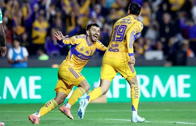 Tigres encontró el gol y el triunfo por primera vez en casa esta temporada, al golear al Santos Laguna en el Volcán