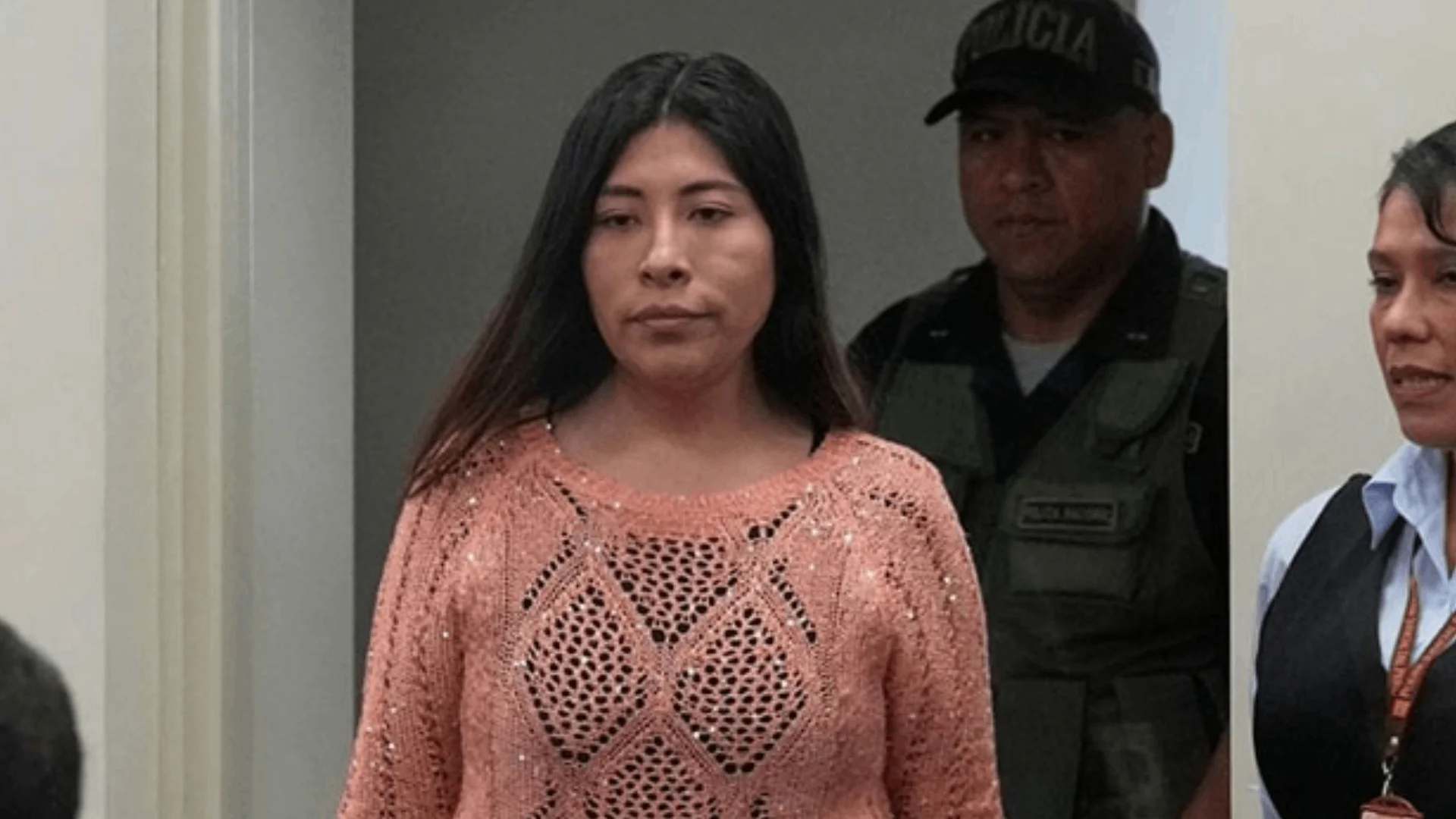 Perú reclama a México por actividad política de Betssy Chávez desde la embajada