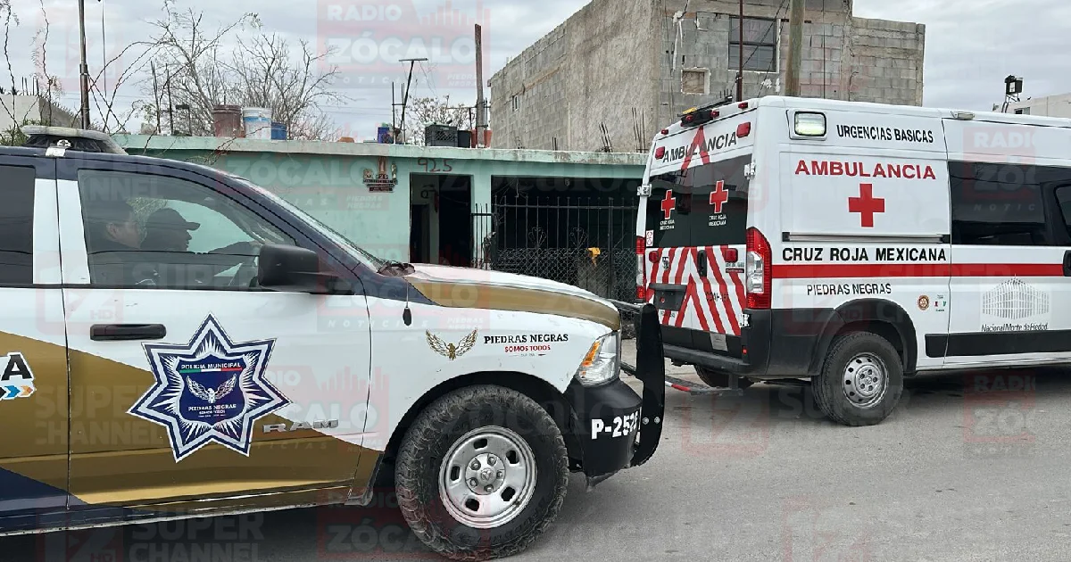 Familiares reportan que no sabían de él desde hace más de un mes y lo encuentran sin vida tirado en el suelo.