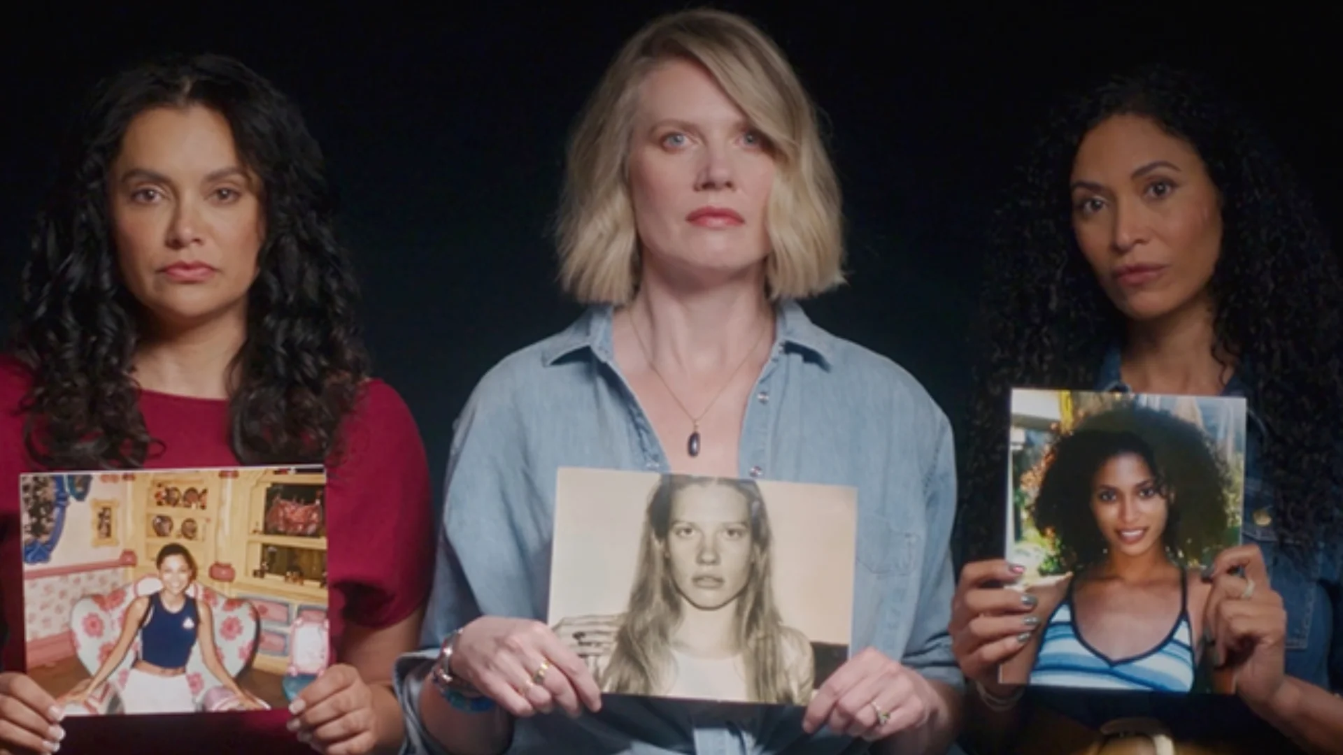 En el video, exigieron la divulgación completa de los expedientes de investigación restantes y que han sido ocultados por el Gobierno de Trump.