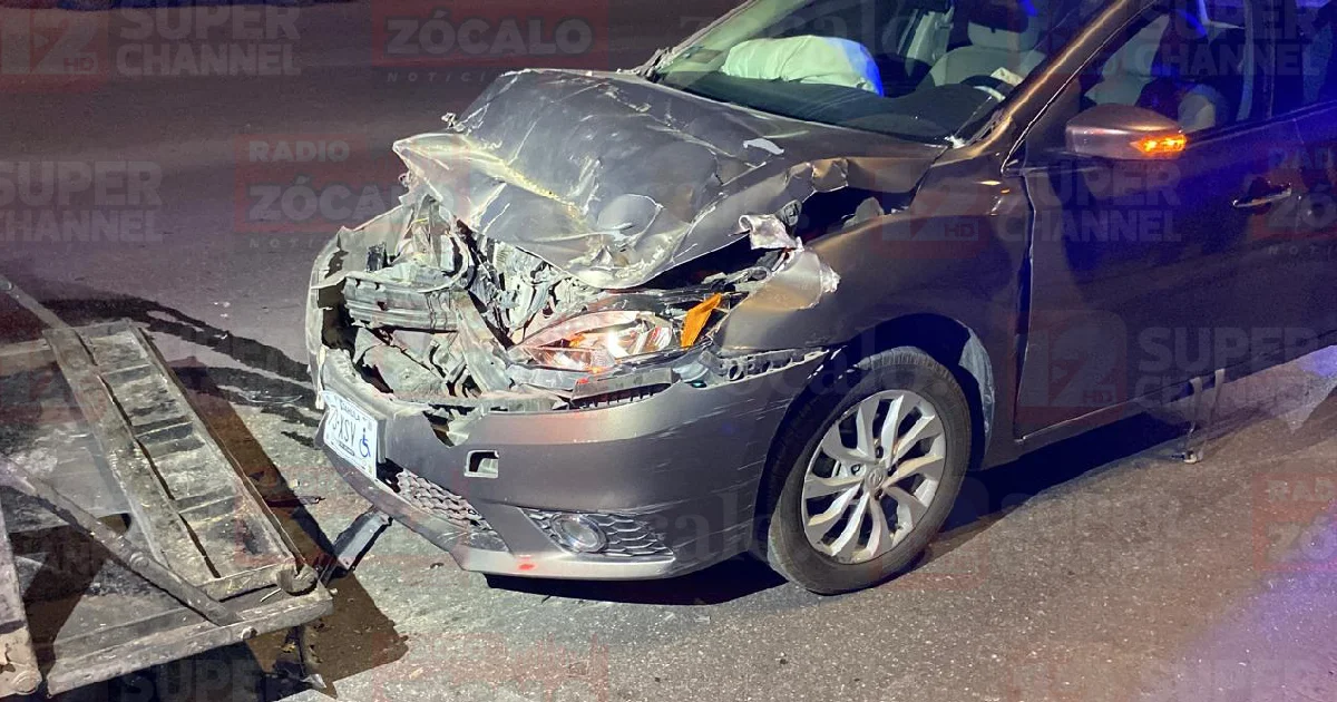 Distracción al volante provoca percance vial en la Lázaro Cárdenas