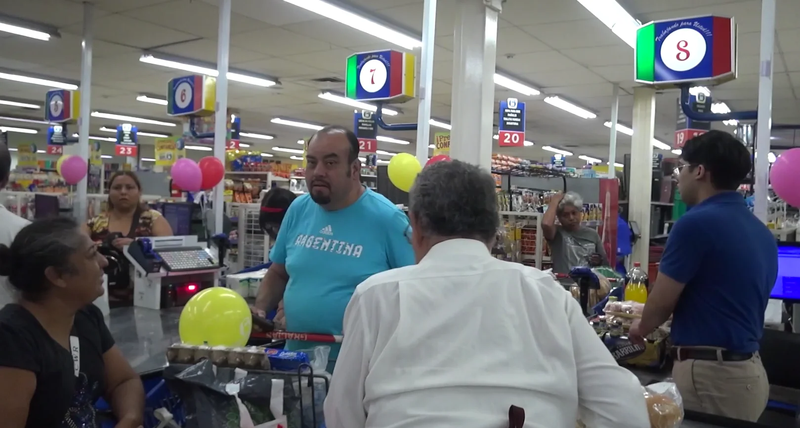 La difícil situación económica por la que atraviesa actualmente el país, obliga a los dueños de negocios y comercios de cualquier giro a redoblar esfuerzos.