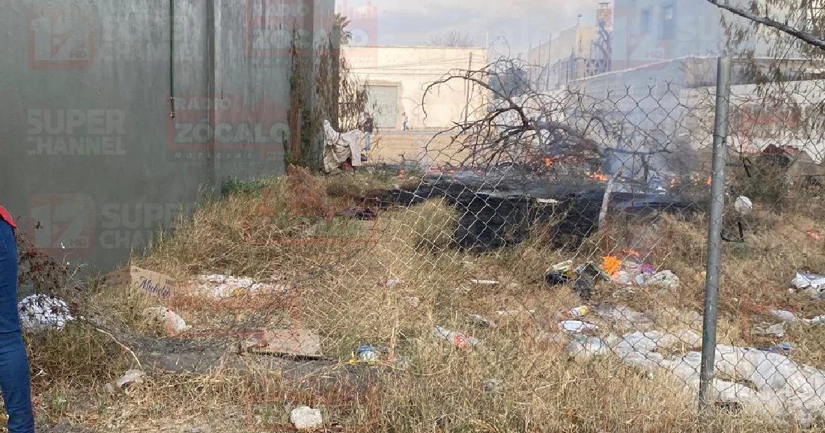 El siniestro se limitó a la parte trasera del negocio y no provocó daños mayores