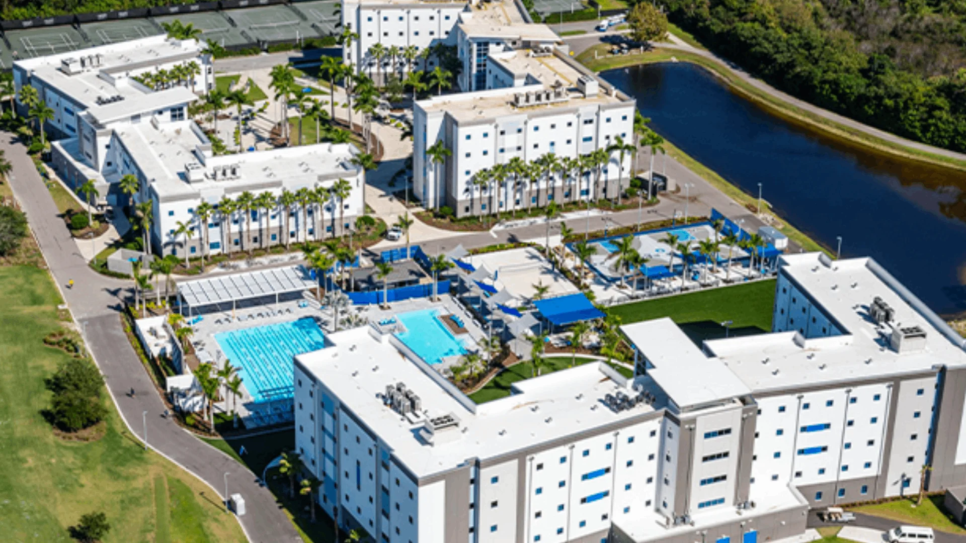 Omite academia durante cinco años dar información de estos alumnos