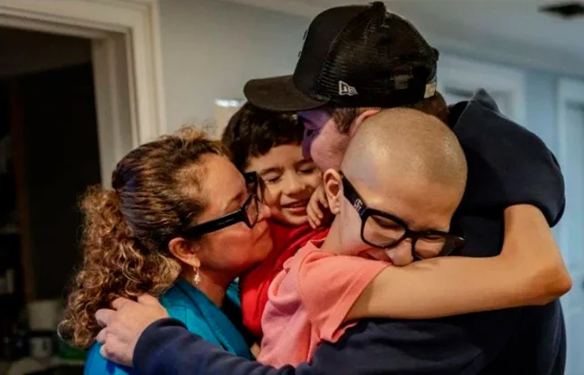 Fallece Ofelia Torres, la adolescente que luchó por la libertad de su padre frente al cáncer y la deportación