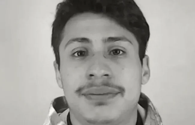 Un hombre que purgaba una condena por robo agravado atacó a su compañero de celda y comenzó a devorarlo