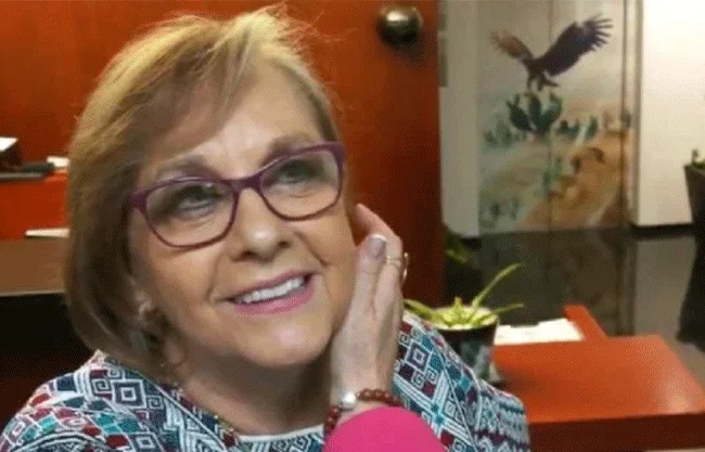 La senadora morenista Martha Lucía Mícher pidió a su coordinador, Ignacio Mier, regular y reabrir el salón de belleza del Senado.
