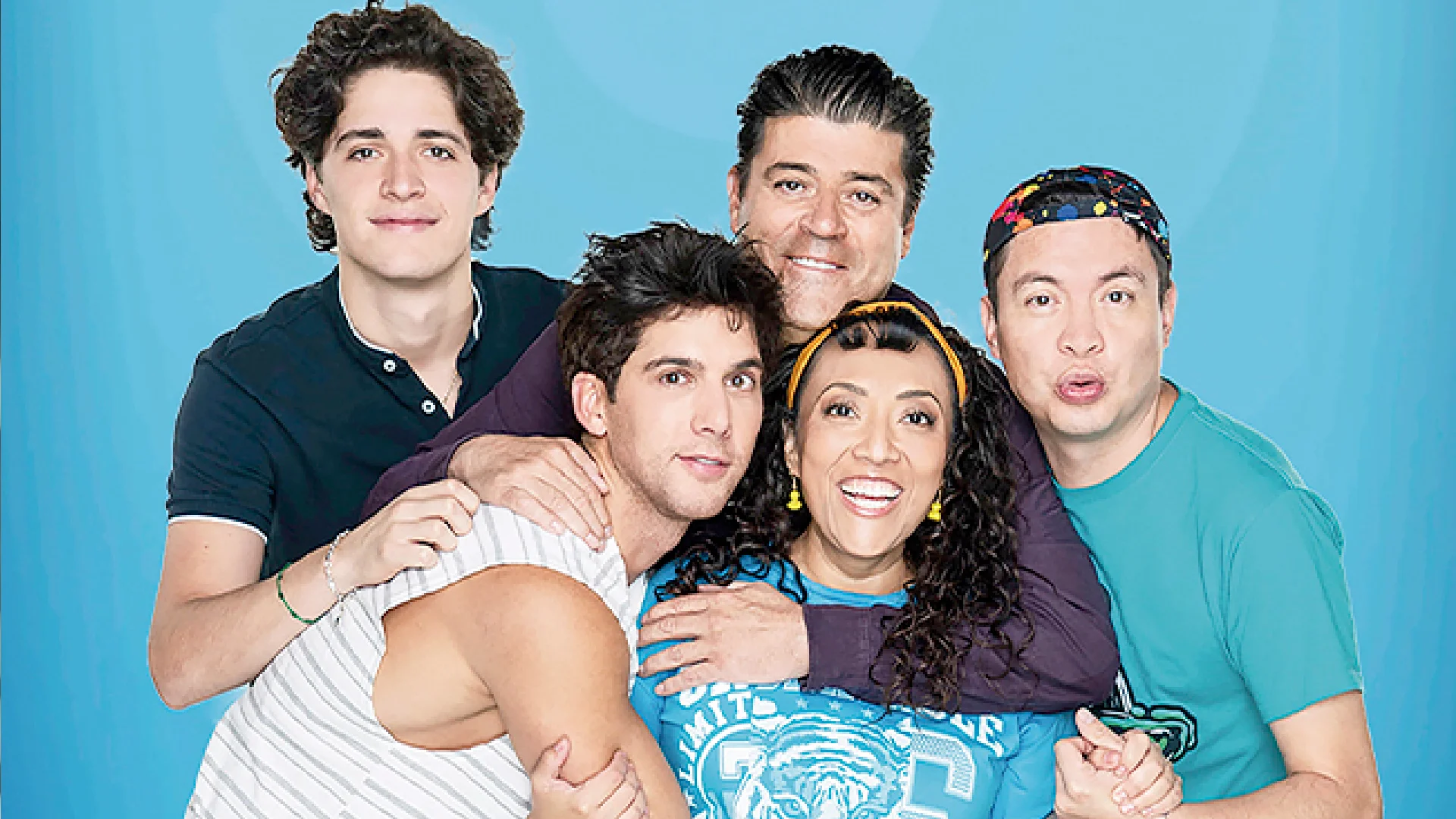 Dice Michelle adiós a 40 y 20; toma el relevo Yare Santana