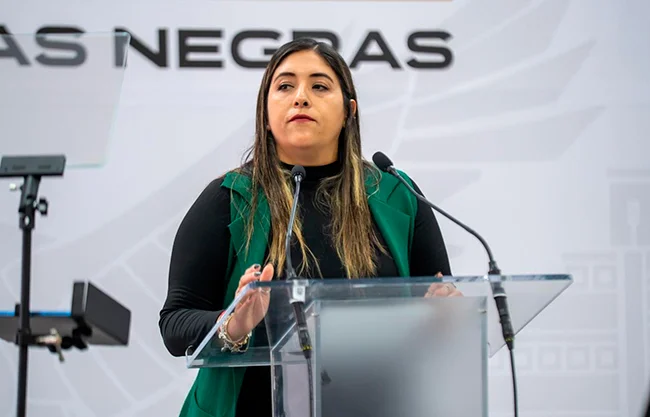 Mayra Ruby será sustituida por Paola Campillo en Bienestar Municipal, en cualquier momento presentará su licencia, confirma el alcalde.