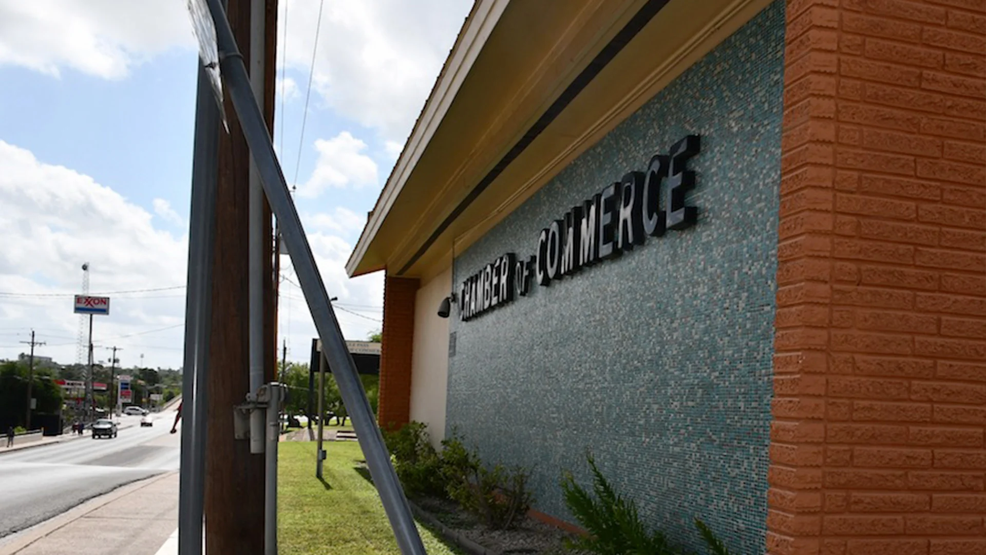 Decisión sobre traslado del personal queda en pausa.