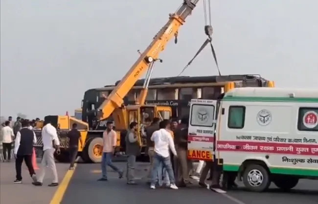 El conductor viajaba a 80 kilómetros por hora cuando ocurrió el choque, momentos después se dio a la fuga junto al limpiador