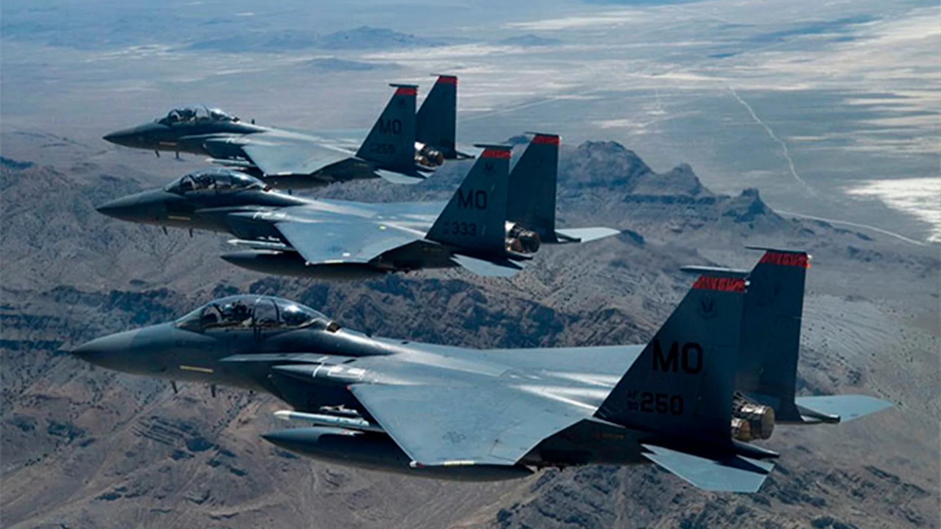 Los sistemas de defensa aérea de Kuwait derribaron los tres cazas estadounidenses por error.