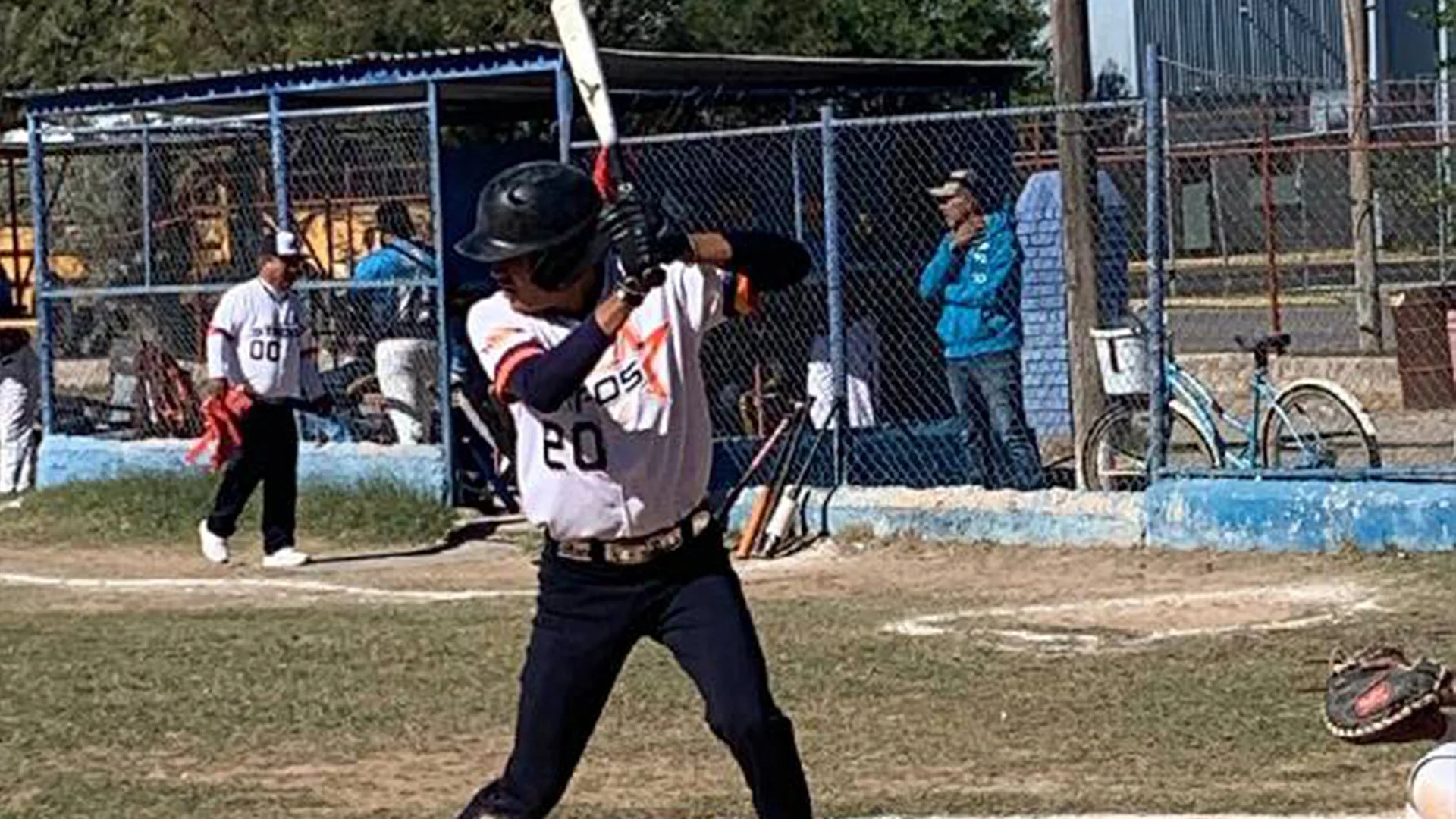 Ganan 5-1 y 2-1 a los Atléticos de Acuña para poner la serie a su favor por 3-1.