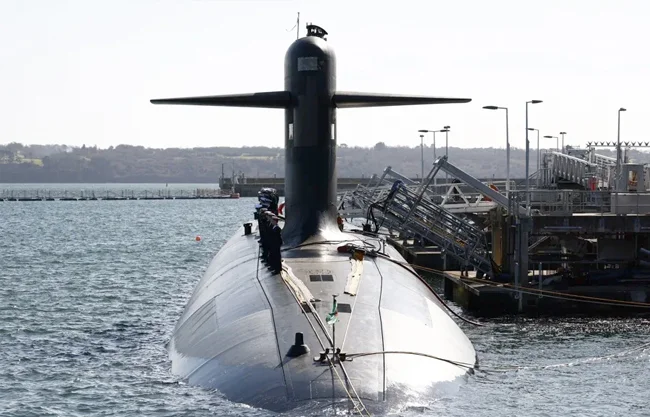 El país cuenta oficialmente con algo menos de 300 cabezas nucleares, en torno a 290 según distintos expertos, una cifra muy inferior a la de EU