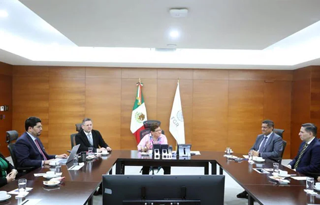 Ernestina Godoy designa 11 fiscales federales en estados del país