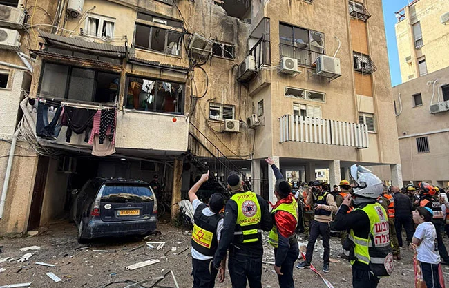 Deja EU a su suerte a ciudadanos en Israel; no puede evacuarlos