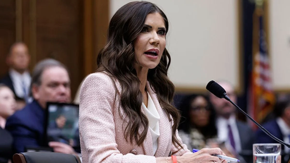 La sustituirá el senador de Oklahoma, Markwayne Mullin, mientras la agencia permanece cerrada por falta de fondos