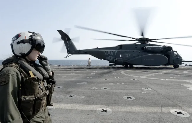 La Guardia Revolucionaria iraní afirmó que el estrecho de Ormuz está bajo el control de la República Islámica según las leyes internacionales