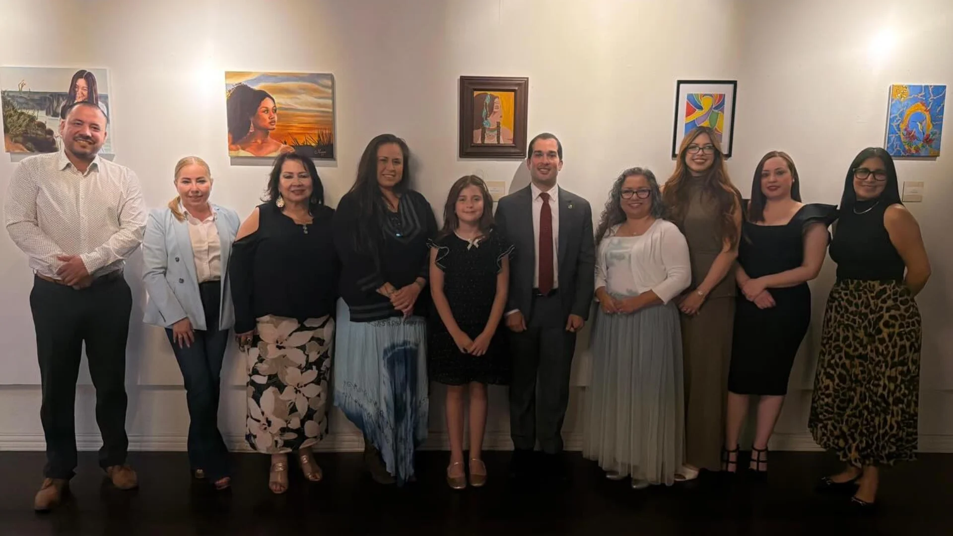 Arte y reconocimiento marcan celebración del Mes de la Mujer en Eagle Pass