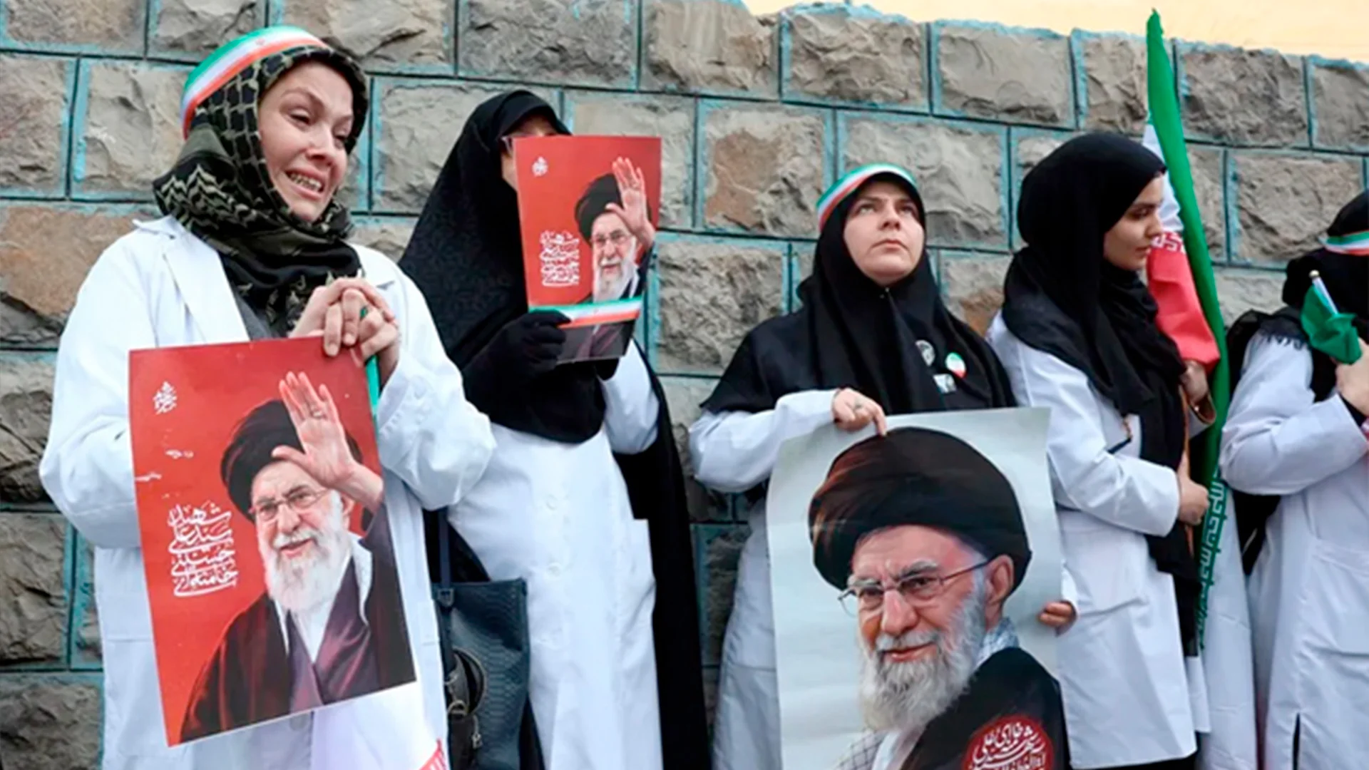 Las presiones para acelerar el proceso también han llegado del parlamentario ultraconservador Hamid Rasaei.