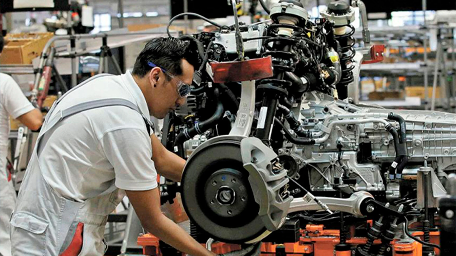 Confirma Coahuila título de ‘rey de las autopartes’; lidera manufactura en 2025