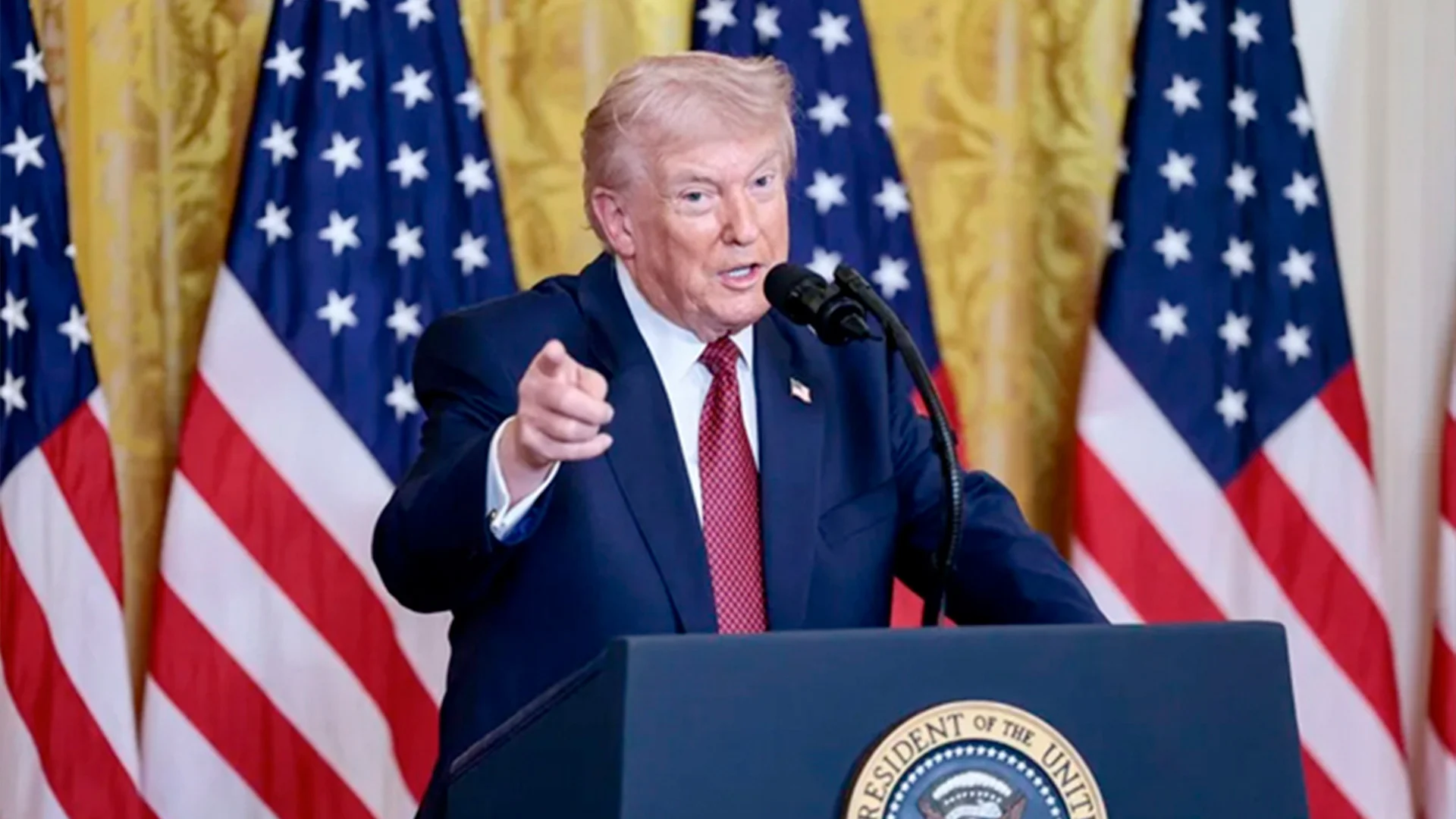 Trump afirma que un diálogo con Irán es ‘posible’ pero que ‘depende de los términos’