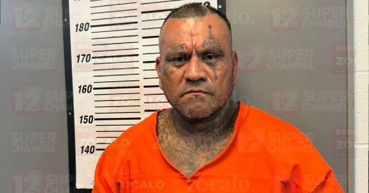 Arrestan a sujeto con presunta cocaína y alcohol en Crystal City