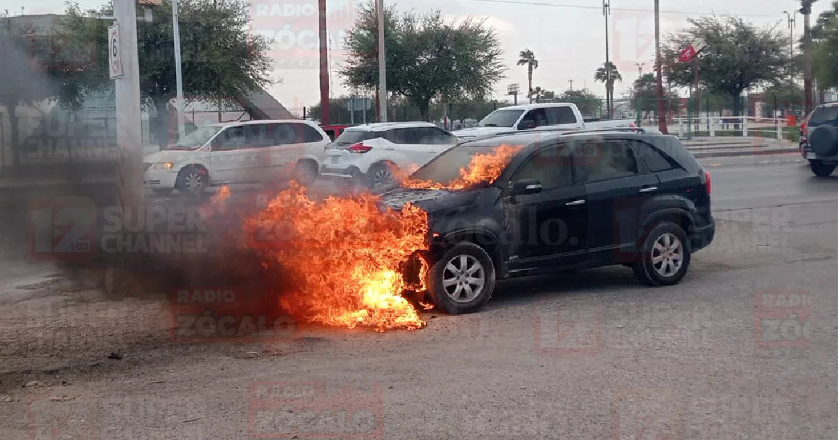 Bomberos controlan el siniestro; no se reportan personas lesionadas