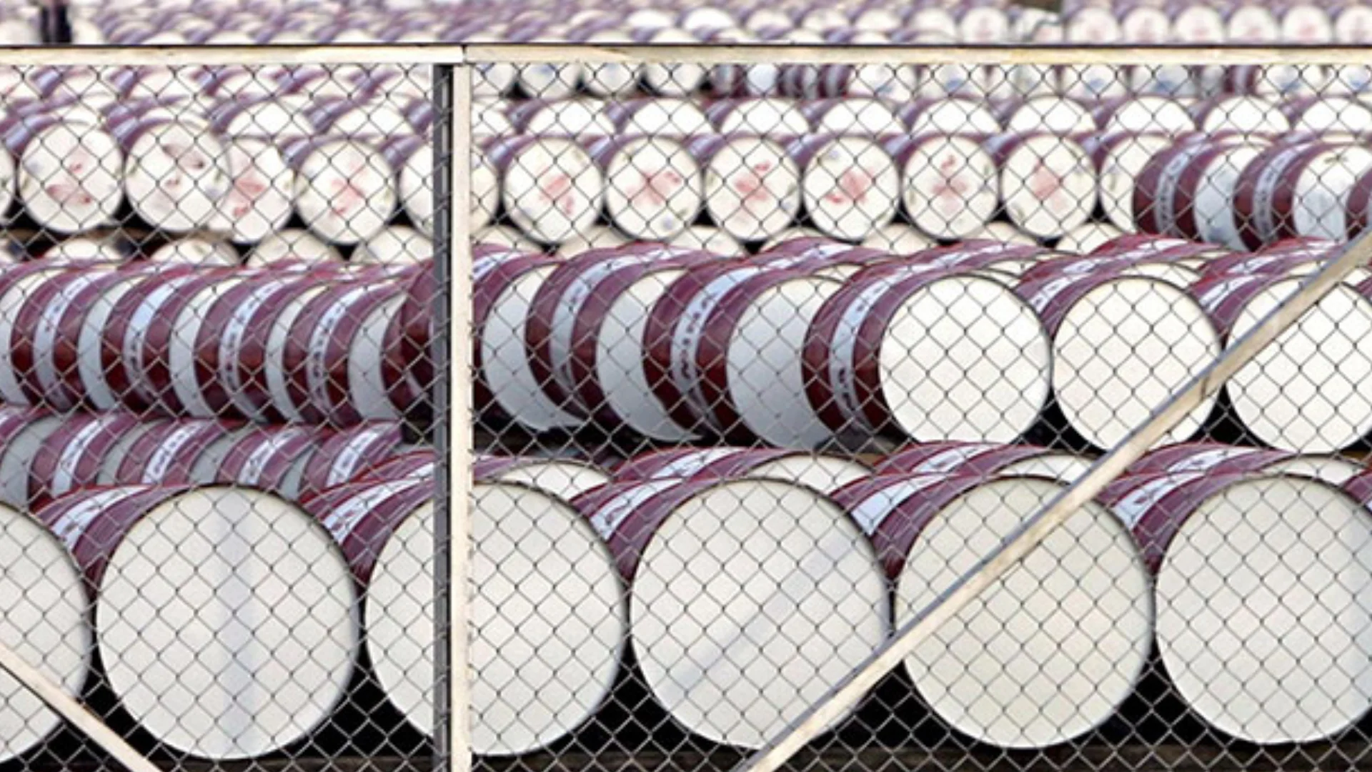 La AIE sacará al mercado 400 millones de barriles de petróleo de sus reservas estratégicas