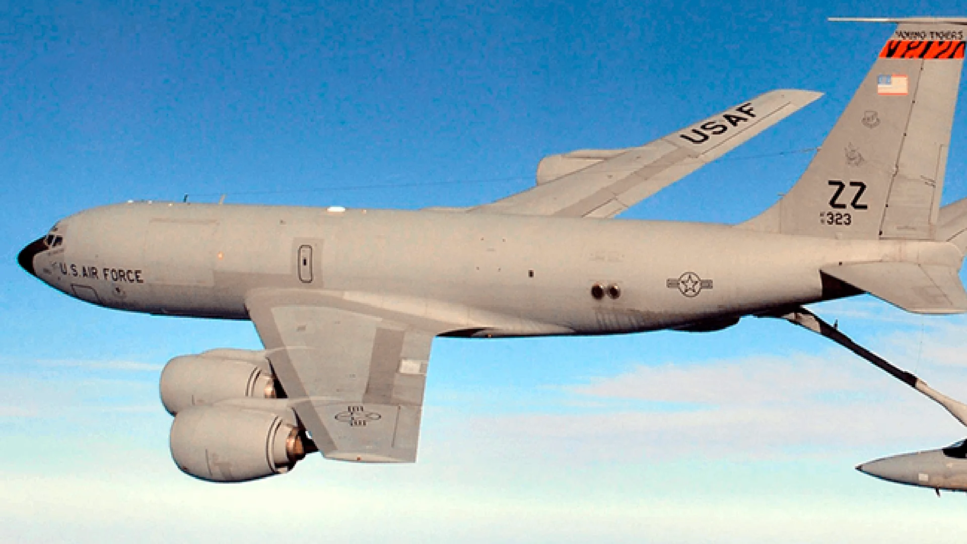 Un avión cisterna KC-135 de Estados Unidos se estrelló este jueves en el oeste de Irak mientras participaba en operaciones de apoyo.