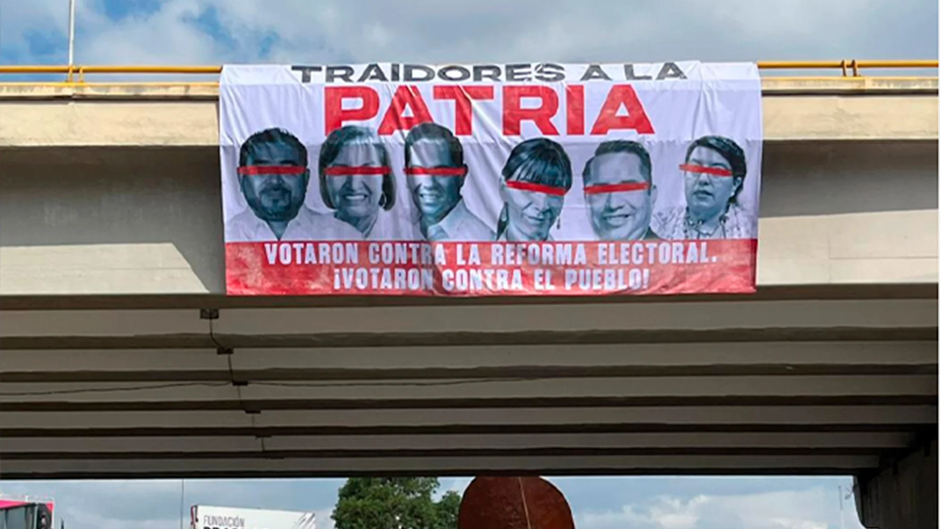 Exhibe la 4T a ‘traidores’; perfilan recortes a congresos y ayuntamientos