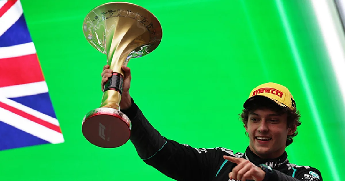 Andrea Kimi Antonelli gana su primera carrera en F1 en el GP de China