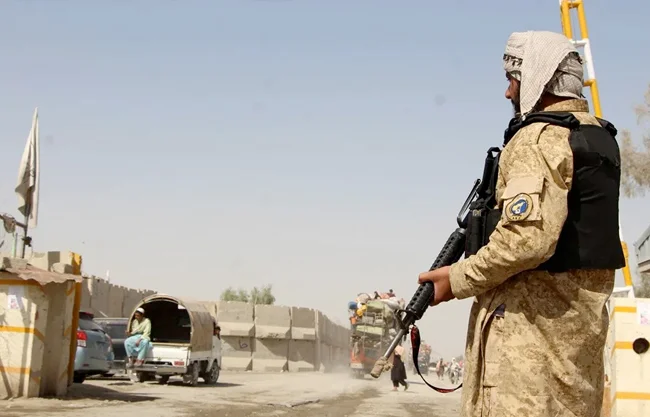 Anuncia Pakistán una tregua temporal en Afganistán ante la presión internacional