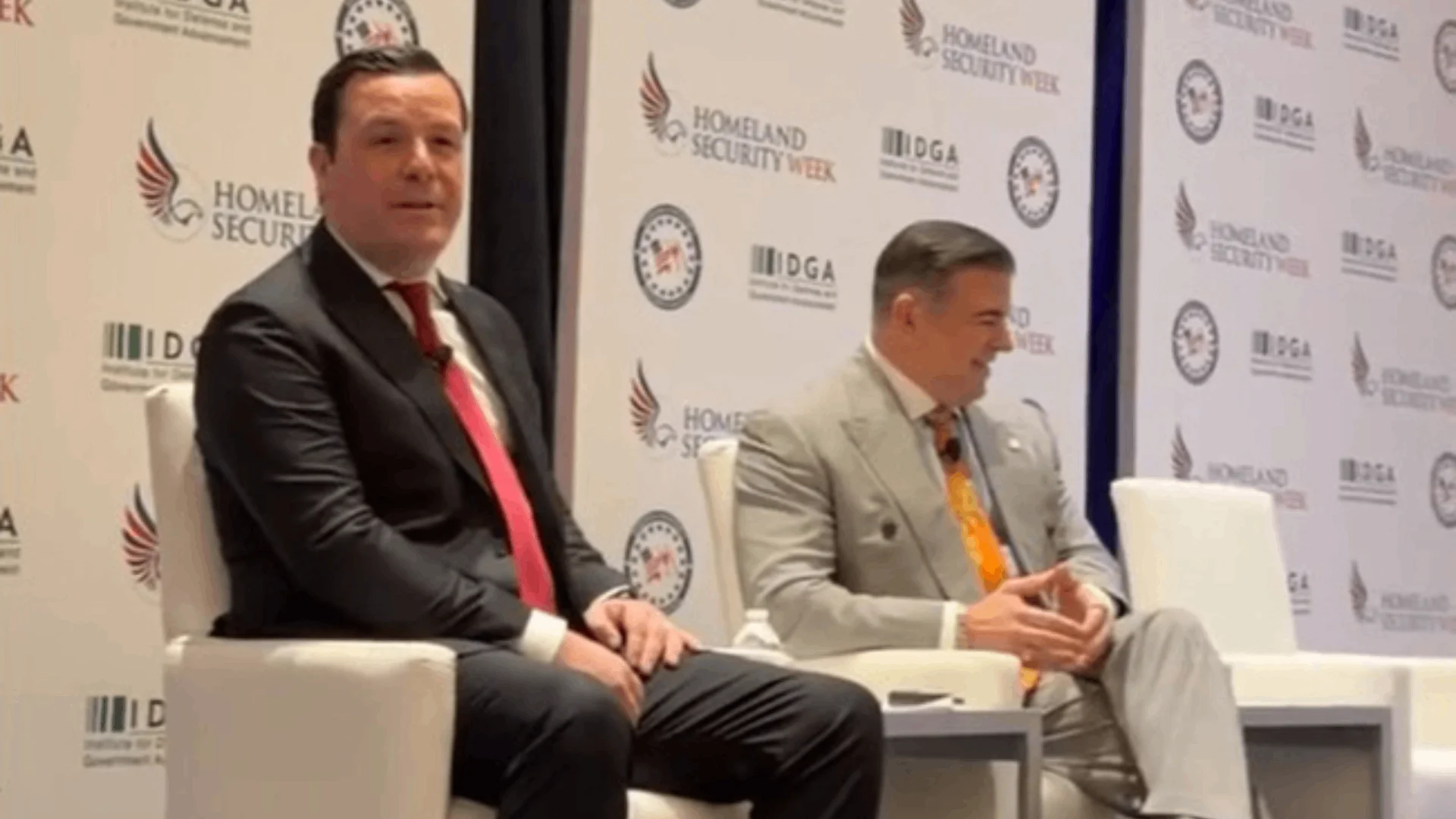 Fiscal expone en Washington modelo de seguridad de Coahuila