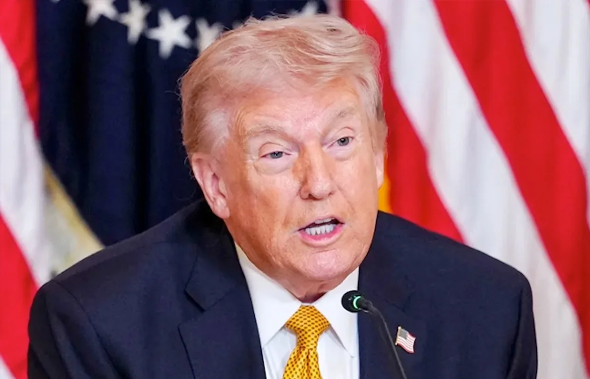 Trump amenaza con atacar las centrales eléctricas de Irán si no abre el estrecho de Ormuz