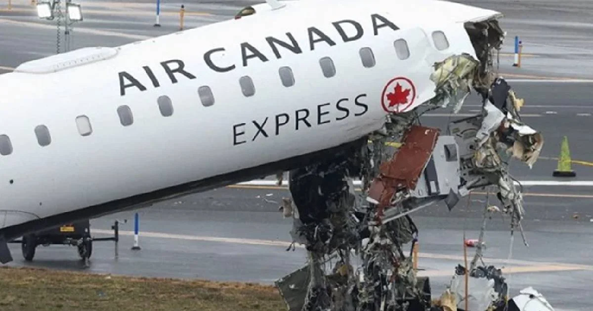 Recuperan la caja negra del avión de Air Canada accidentado en Nueva York