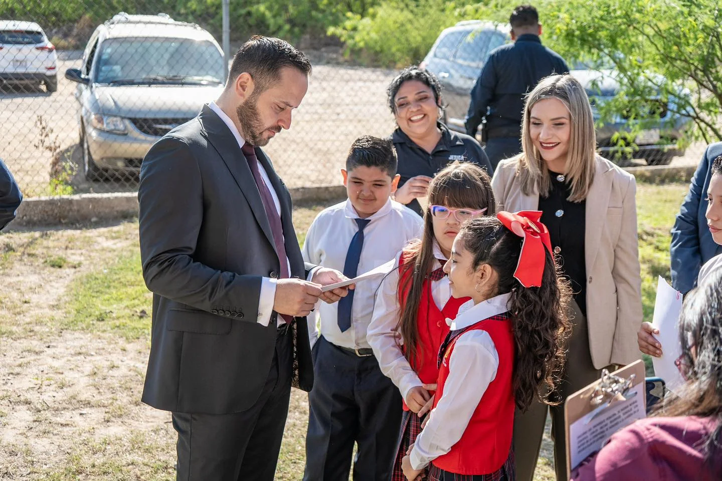 Alcalde busca cimentar en Piedras Negras un modelo de escuela que se replique en todo el estado