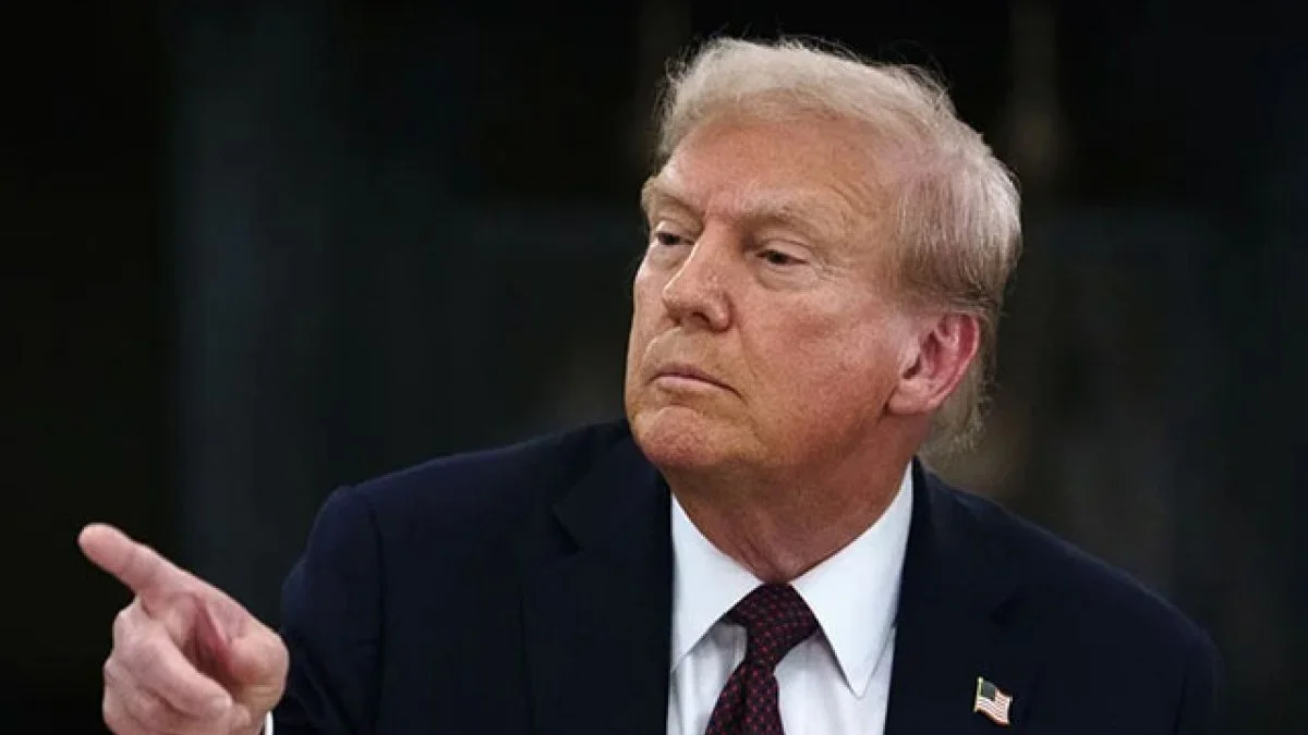 Trump extiende hasta el 6 de abril su ultimátum para que Irán reabra estrecho de Ormuz