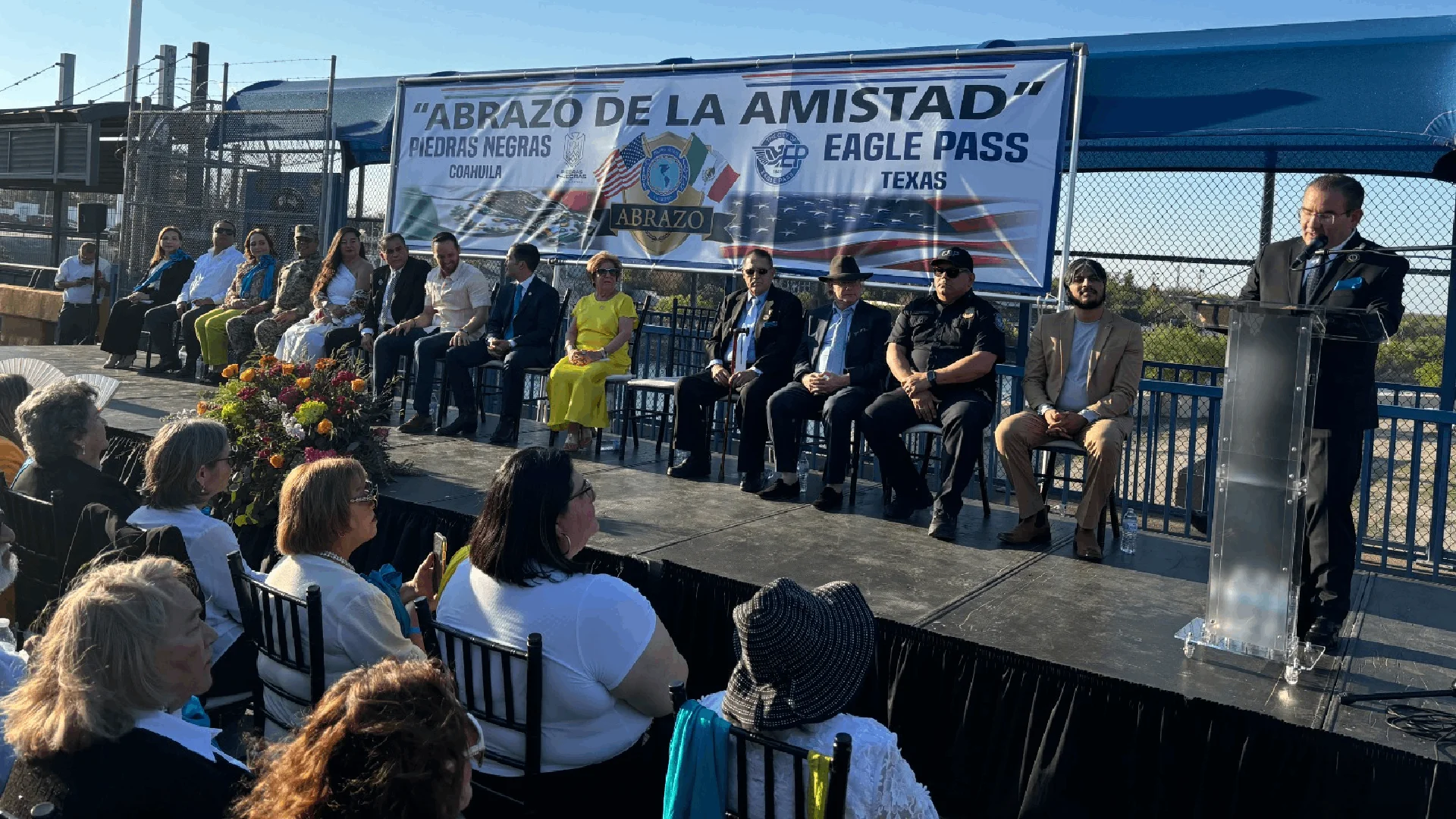 Juez Cantú resalta unidad entre comunidades demostrada en Abrazo de la Amistad