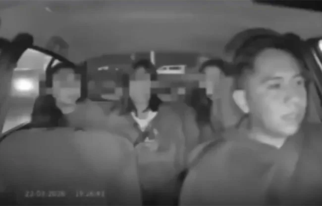 ‘No te voy a pagar’: amenazan usuarias a conductor de app con Ley Valeria