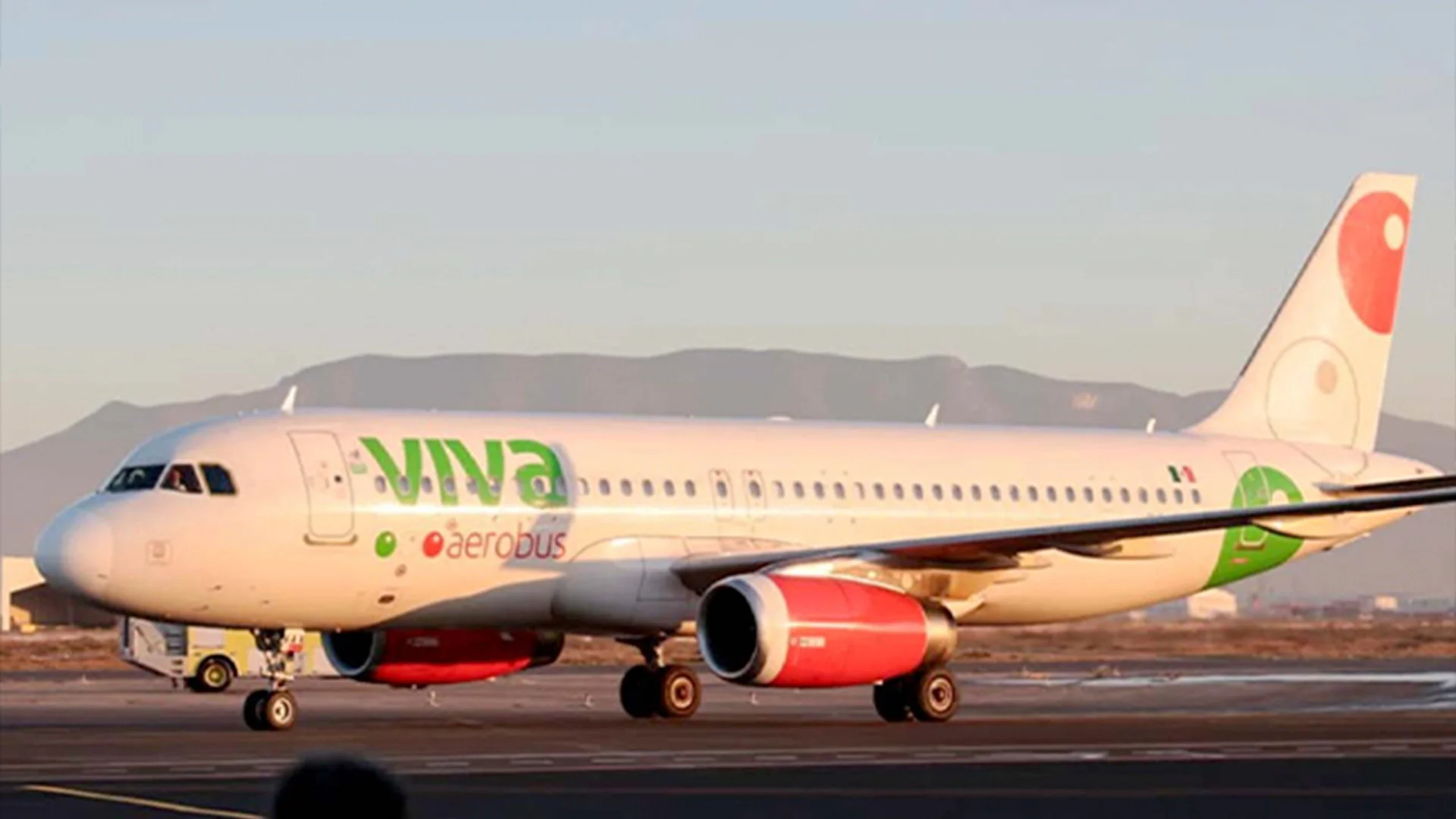 Inicia el vuelo Saltillo a Cancún, y va lleno; siguen éxitos de Viva