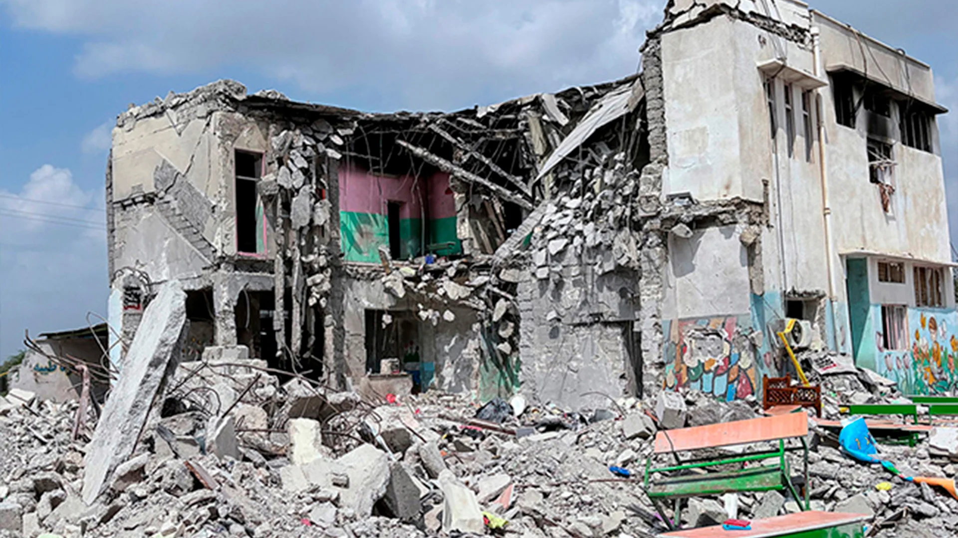 ‘¿No tienen hijos?’: Irán identifica y exhibe a oficiales de EU que lanzaron ataque contra escuela de Minab