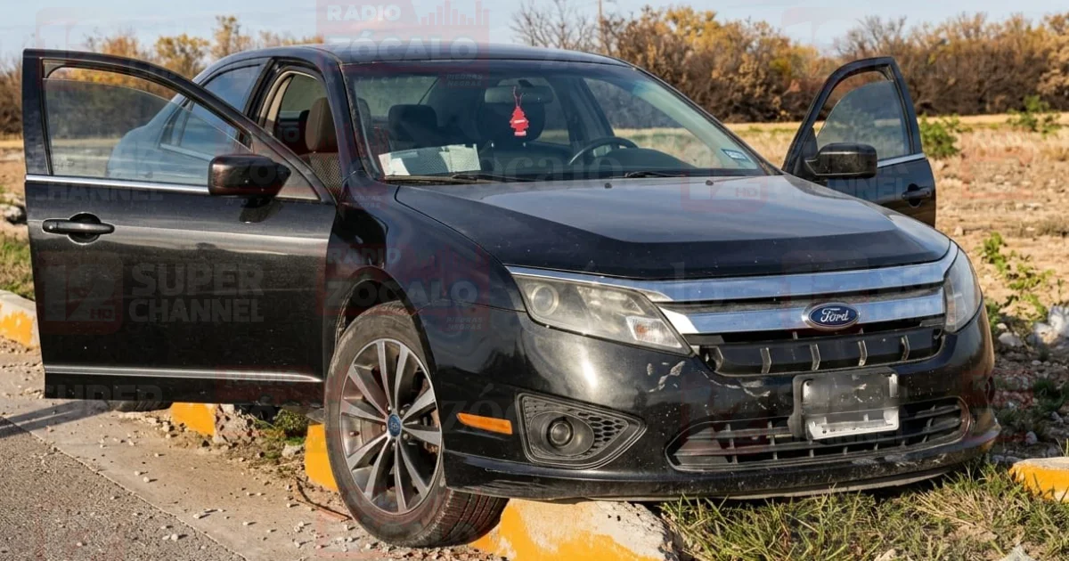 Menor pierde el control de vehiculo y se accidenta