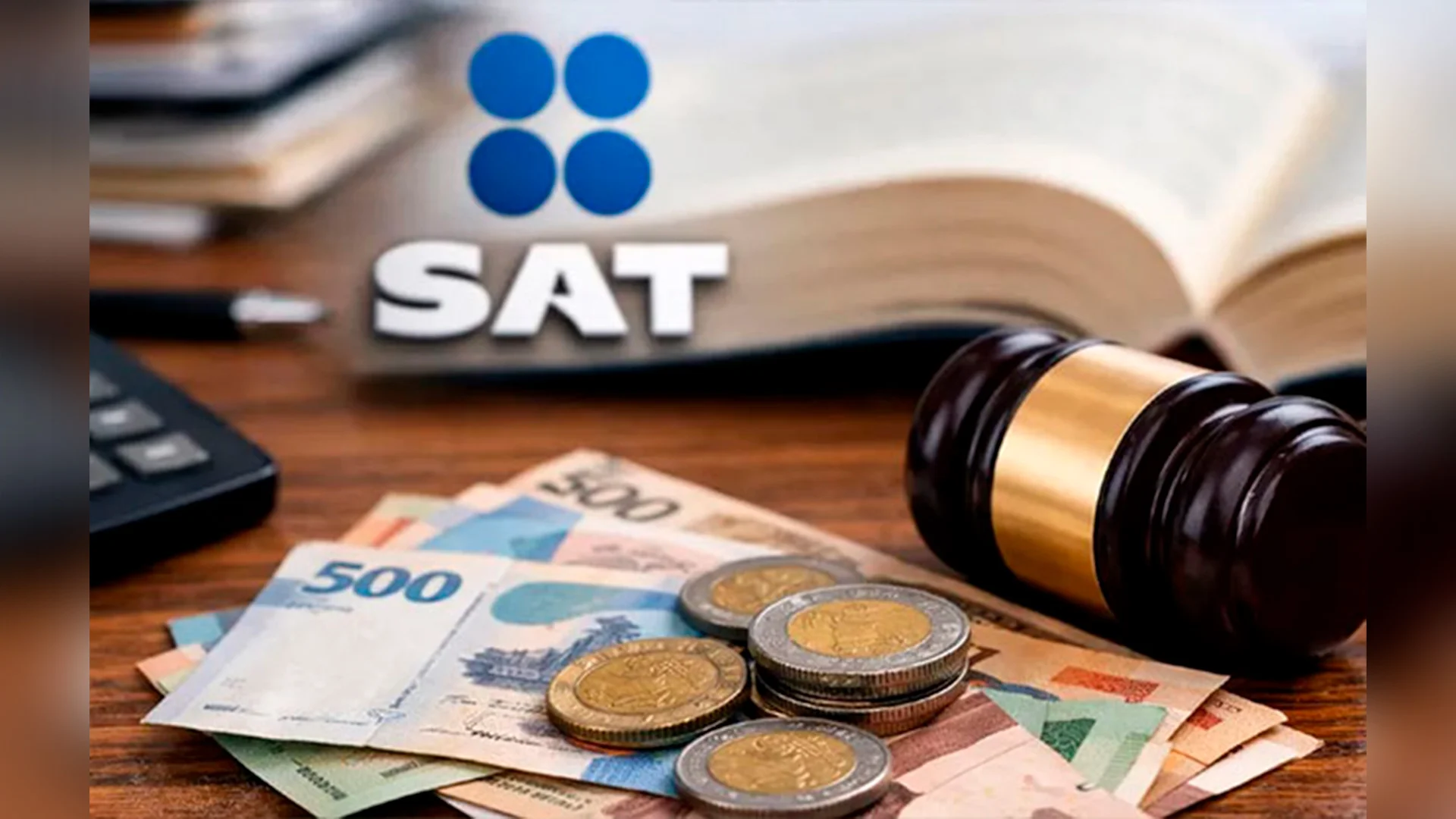 El Código Fiscal de la Federación establece multas para quienes incumplen con esta obligación fiscal, las cuales se actualizan cada año.