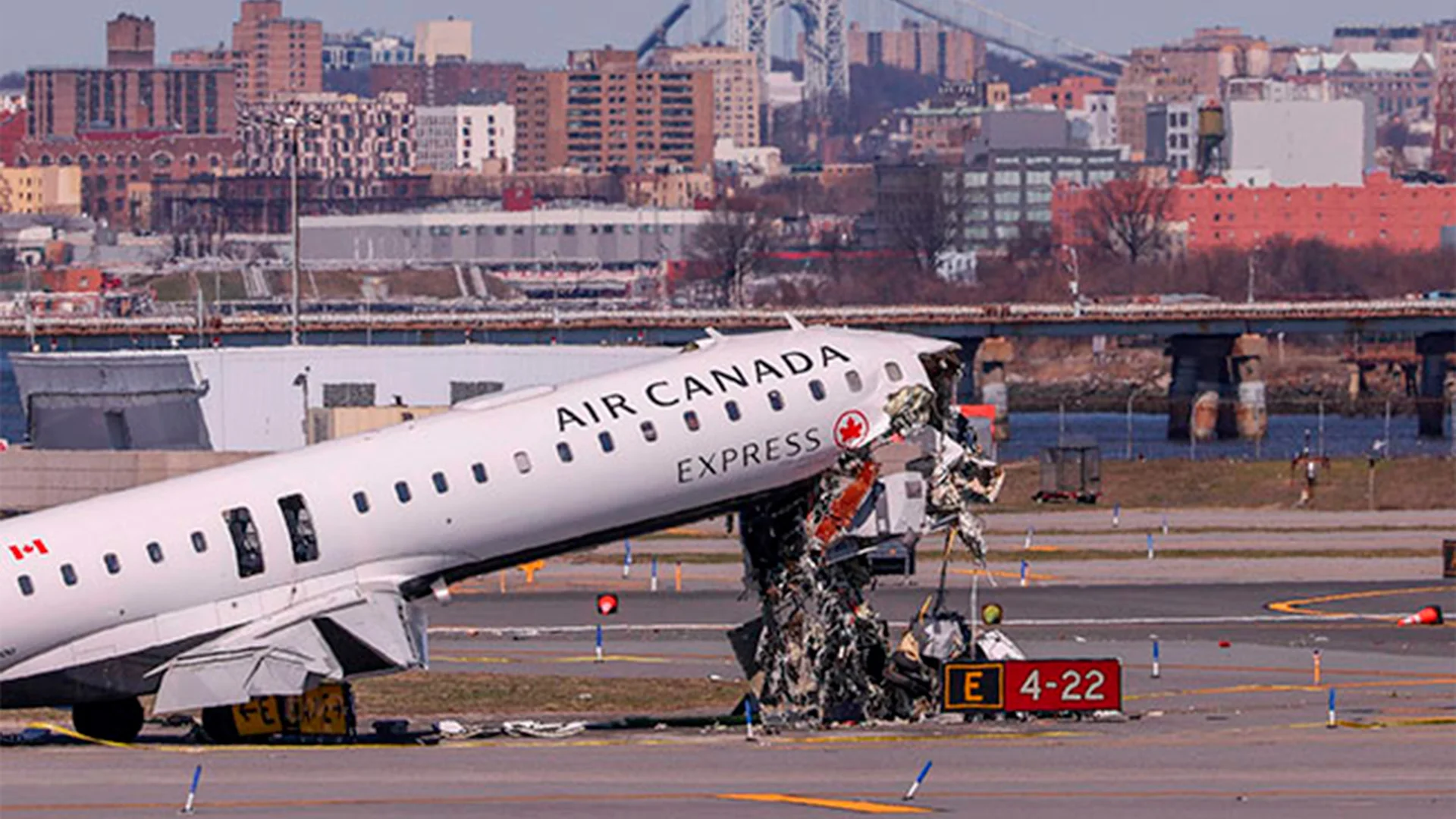 Renuncia CEO de Air Canada tras polémica por video sobre choque en aeropuerto LaGuardia