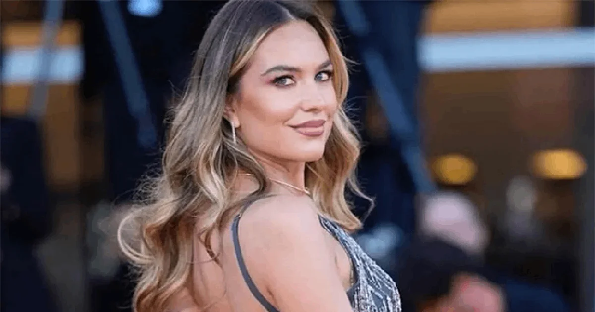 Empleados del cementerio notaron que el ataúd había sido abierto y que faltaban varias partes del cuerpo.