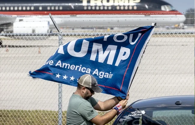 Rebautiza Florida el aeropuerto de Palm Beach en honor al presidente Donald Trump