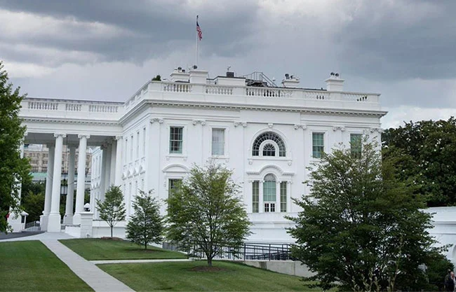 Frena juez la construcción del salón de baile de Trump en la Casa Blanca