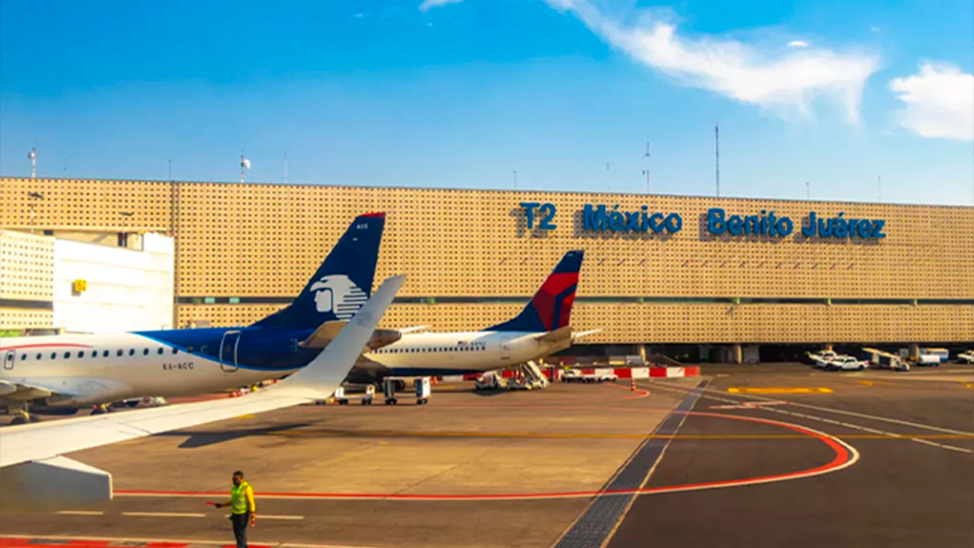 Elevan 2.9% TUA del AICM en vacaciones; ‘Harán su agosto’ con viajeros